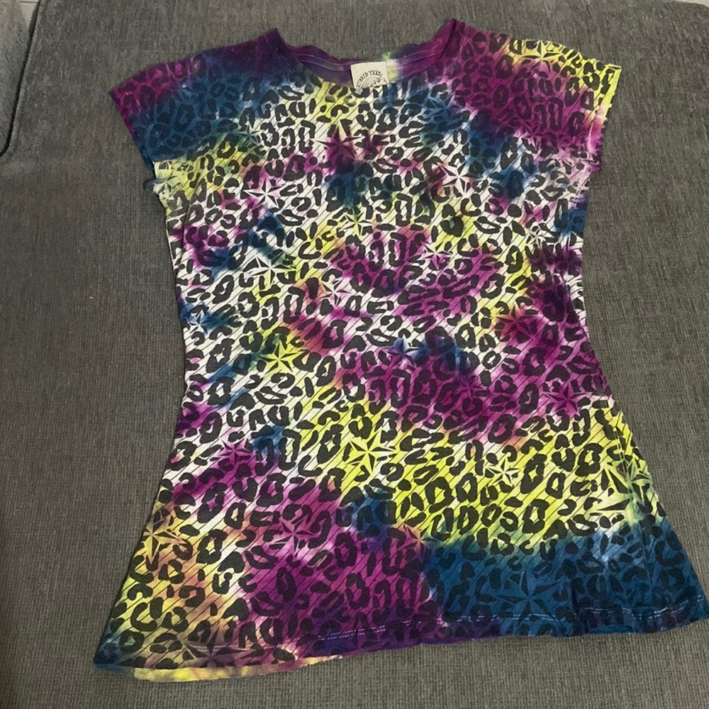 Used good condition Hybrid Tie Dye leopard print shirt